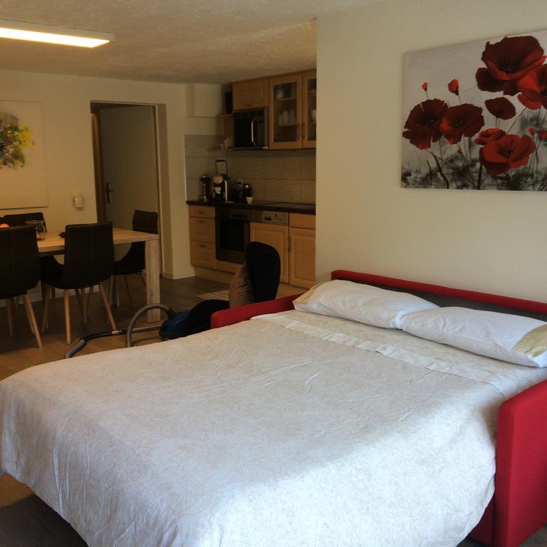 Point Cardinal Apartment