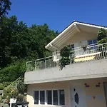 Point Cardinal Geneva